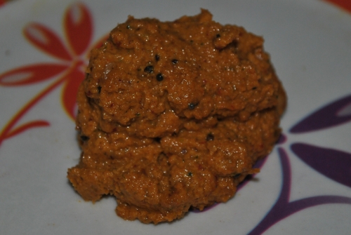 Chutney should be essentially served Chutney